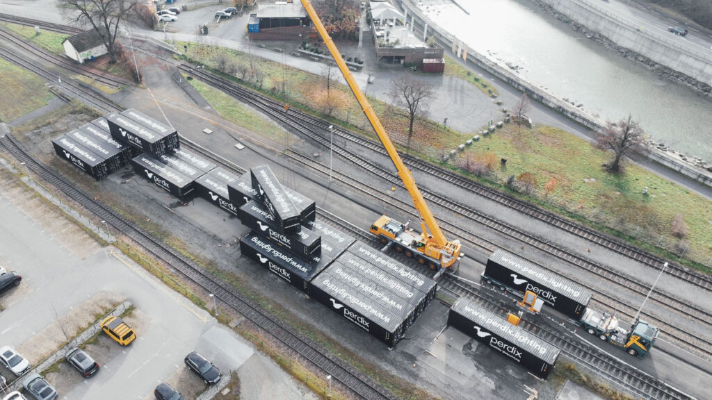 perdix Container Leuchten Park